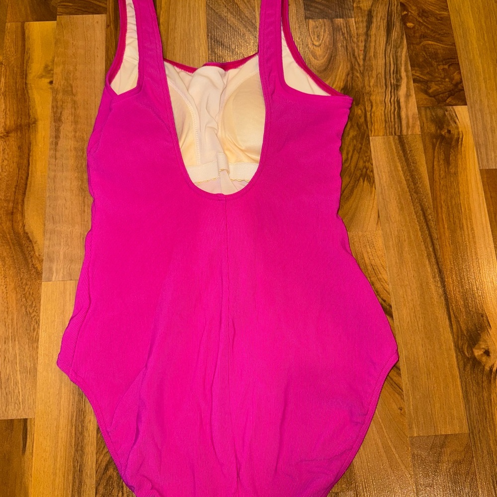 L.L. Bean women’s 12 long 1 piece ribbed swim Barbie pink high cut‎ bathing suit - Picture 3 of 5